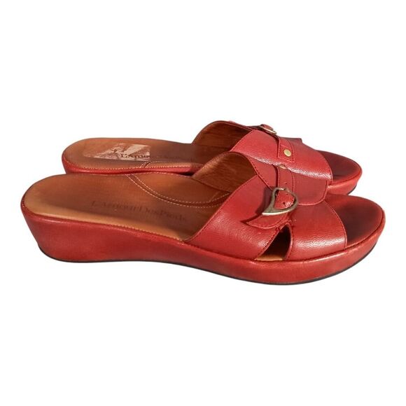 L'Amour Des Pieds Cheyne Slide Wedge Sandal Shoe Red Leather Gold Women's 8.5 M - Picture 2 of 10